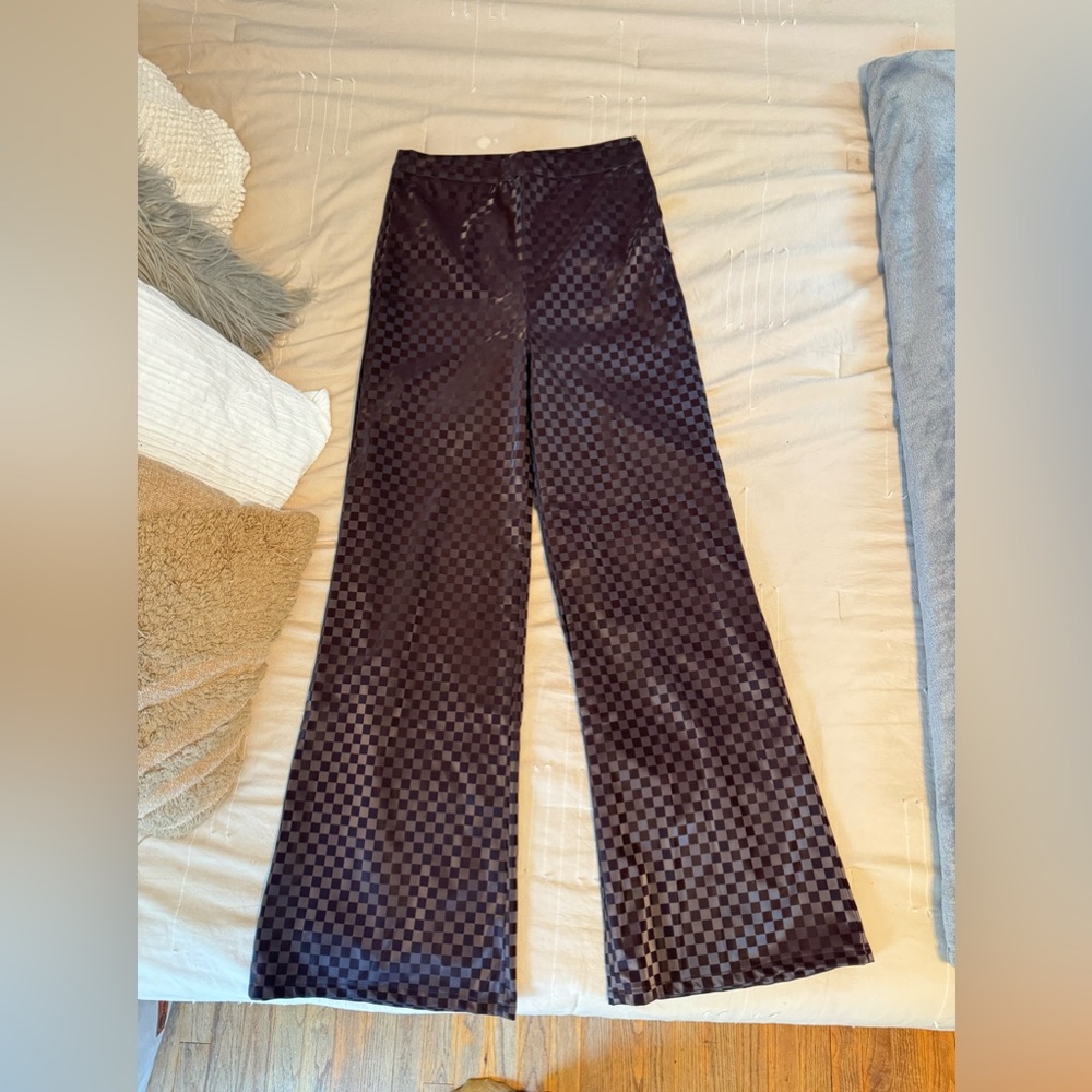 Long bell bottom pants
